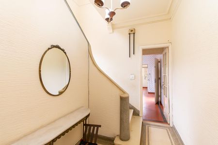 Casa para alugar com 300m², 3 quartos e 8 vagasHall