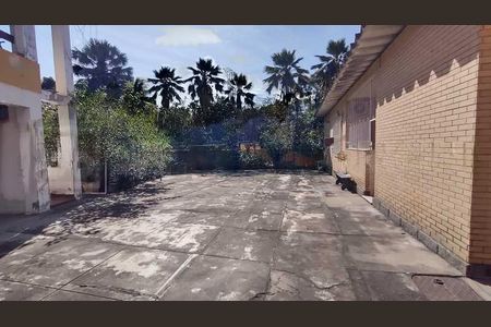 Casa à venda com 294m², 3 quartos e 3 vagas