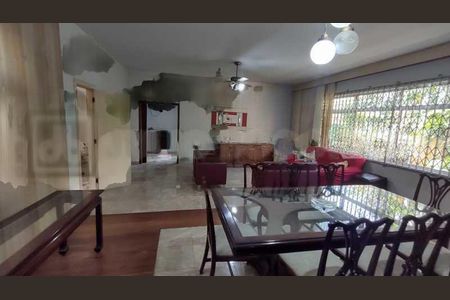 Casa à venda com 3 quartos, 294m² em Grajaú, Rio de Janeiro