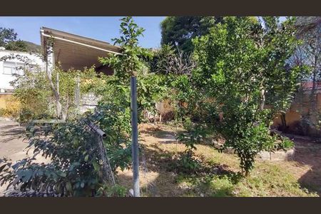 Casa à venda com 294m², 3 quartos e 3 vagas