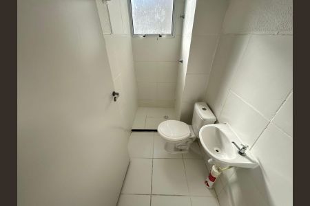 Apartamento para alugar com 41m², 2 quartos e sem vagaBanheiro