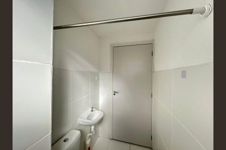 Apartamento para alugar com 41m², 2 quartos e sem vagaBanheiro