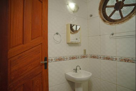 Casa para alugar com 450m², 3 quartos e 10 vagasBanheiro do Quarto 1