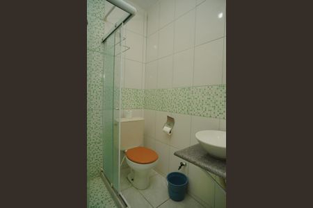 Casa para alugar com 450m², 3 quartos e 10 vagasBanheiro do Quarto 2