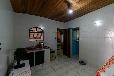 Casa à venda com 231m², 6 quartos e 1 vagaCasa 3 - Cozinha