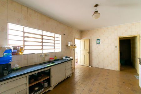 Casa à venda com 231m², 6 quartos e 1 vagaCozinha