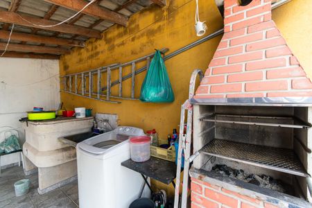 Casa à venda com 231m², 6 quartos e 1 vagaCasa 3 - Área de Serviço