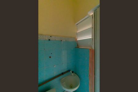 Casa à venda com 231m², 6 quartos e 1 vagaCasa 2 - Banheiro