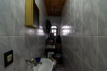 Casa à venda com 231m², 6 quartos e 1 vagaCasa 3 - Banheiro