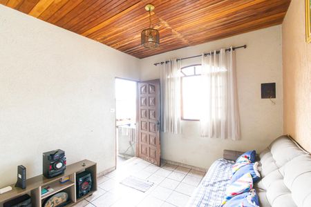 Casa à venda com 231m², 6 quartos e 1 vagaCasa 3 - Sala