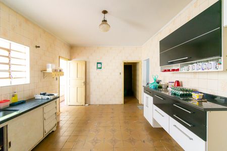 Casa à venda com 231m², 6 quartos e 1 vagaCozinha