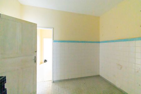Casa à venda com 231m², 6 quartos e 1 vagaCasa 2 - Cozinha