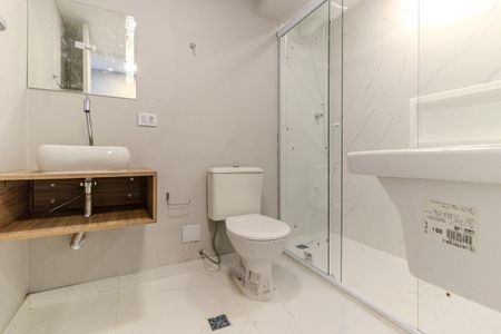 Banheiro de kitnet/studio para alugar com 1 quarto, 37m² em Sé, São Paulo