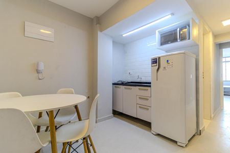 Cozinha de kitnet/studio para alugar com 1 quarto, 37m² em Sé, São Paulo