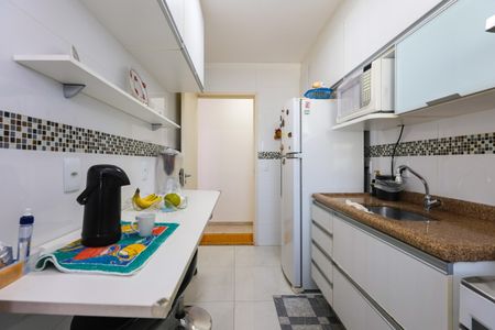 Apartamento à venda com 52m², 2 quartos e 1 vagaCozinha