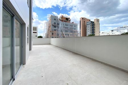 Apartamento à venda com 157m², 2 quartos e 2 vagasVaranda