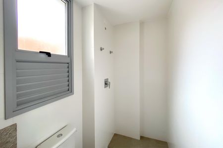 Apartamento à venda com 157m², 2 quartos e 2 vagasBanheiro da Suíte 1