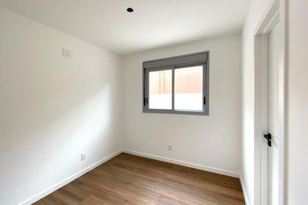 Apartamento à venda com 157m², 2 quartos e 2 vagasSuite 2
