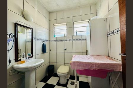 Casa à venda com 125m², 2 quartos e 2 vagas