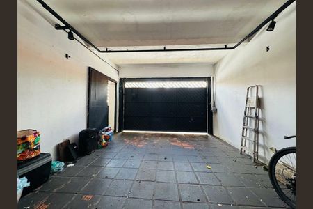 Casa à venda com 125m², 2 quartos e 2 vagas