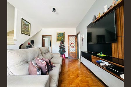 Casa à venda com 2 quartos, 125m² em Jardim Prudência, São Paulo