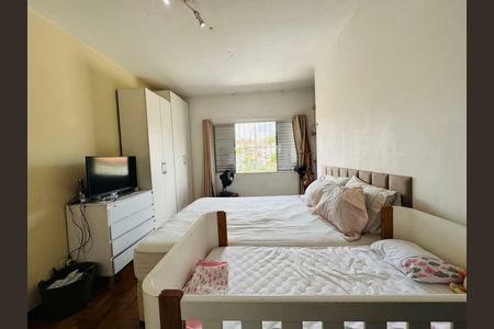 Casa à venda com 125m², 2 quartos e 2 vagas