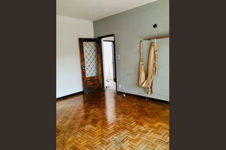 Casa à venda com 125m², 2 quartos e 2 vagas