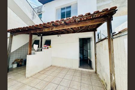 Casa à venda com 125m², 2 quartos e 2 vagas