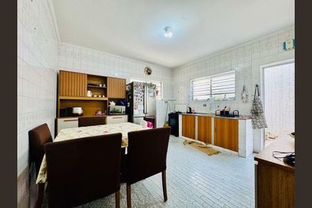 Casa à venda com 2 quartos, 125m² em Jardim Prudência, São Paulo