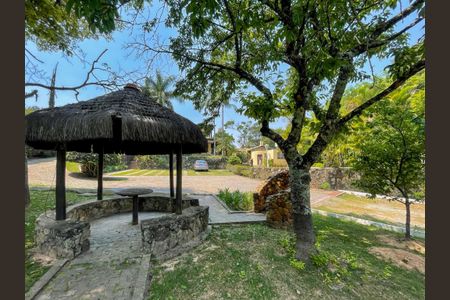 Casa à venda com 920m², 4 quartos e 15 vagas Casa à venda com 920m², 4 quartos e 15 vagasFoto 11