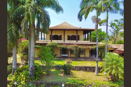 Casa à venda com 920m², 4 quartos e 15 vagas Casa à venda com 920m², 4 quartos e 15 vagasFoto 01