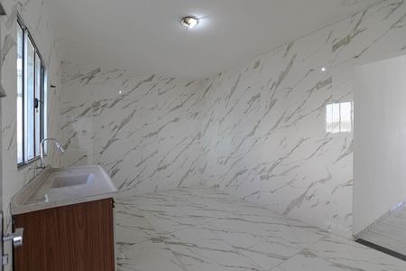 Casa para alugar com 130m², 2 quartos e 6 vagasCozinha