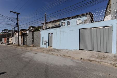 Casa para alugar com 130m², 2 quartos e 6 vagasFachada