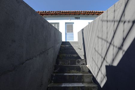 Casa para alugar com 130m², 2 quartos e 6 vagasQuintal