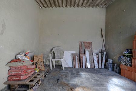 Casa para alugar com 130m², 2 quartos e 6 vagasDispensa