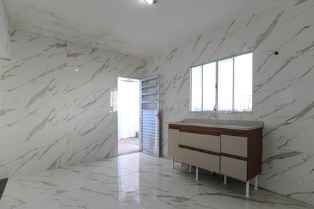 Casa para alugar com 130m², 2 quartos e 6 vagasCozinha
