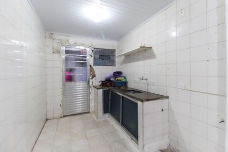 Casa para alugar com 1 quarto, 14m² em Conjunto Residencial José Bonifácio, São Paulo