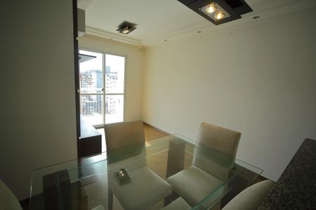 Apartamento à venda com 56m², 3 quartos e 1 vagaSala