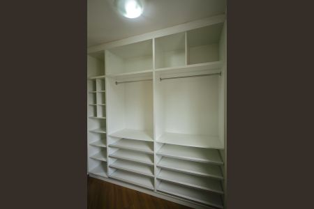 Apartamento à venda com 56m², 3 quartos e 1 vagaQuarto 3 - (closet ) 