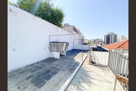 Casa para alugar com 280m², 3 quartos e 3 vagas Casa para alugar com 280m², 3 quartos e 3 vagasTerraço
