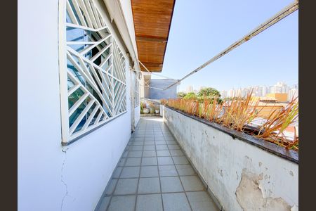 Casa para alugar com 280m², 3 quartos e 3 vagas Casa para alugar com 280m², 3 quartos e 3 vagasVaranda