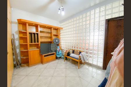 Casa para alugar com 280m², 3 quartos e 3 vagas Casa para alugar com 280m², 3 quartos e 3 vagasSuíte
