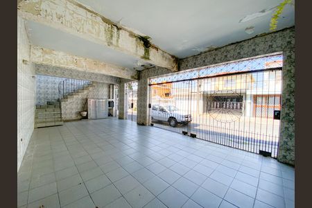 Casa para alugar com 280m², 3 quartos e 3 vagas Casa para alugar com 280m², 3 quartos e 3 vagasGaragem