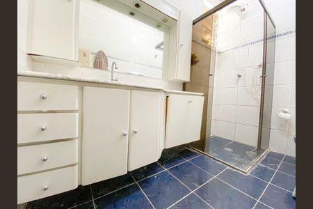 Casa para alugar com 280m², 3 quartos e 3 vagas Casa para alugar com 280m², 3 quartos e 3 vagasBanheiro Suíte