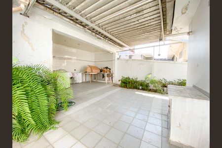 Casa para alugar com 280m², 3 quartos e 3 vagas Casa para alugar com 280m², 3 quartos e 3 vagasQuintal/Área de Serviço