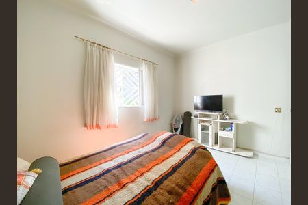 Casa para alugar com 280m², 3 quartos e 3 vagas Casa para alugar com 280m², 3 quartos e 3 vagasQuarto 2