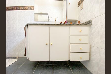 Casa para alugar com 280m², 3 quartos e 3 vagas Casa para alugar com 280m², 3 quartos e 3 vagasBanheiro Social