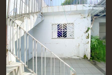 Casa para alugar com 280m², 3 quartos e 3 vagas Casa para alugar com 280m², 3 quartos e 3 vagasQuarto 2