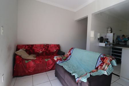 Sala de apartamento para alugar com 2 quartos, 47m² em Jardim Holanda, Uberlândia