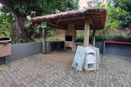 Apartamento para alugar com 75m², 2 quartos e 2 vagas Apartamento para alugar com 75m², 2 quartos e 2 vagasÁrea comum - Churrasqueira